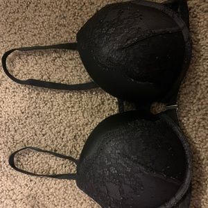 Victoria’s Secret Bombshell Bra 36B